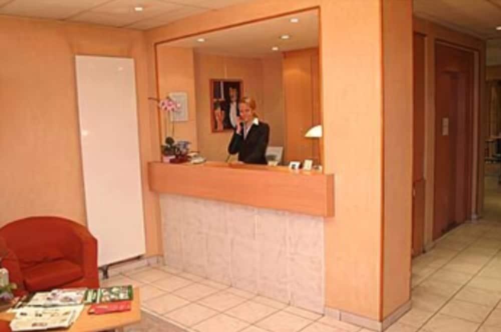 Printania Porte de Versailles Paris Extérieur photo
